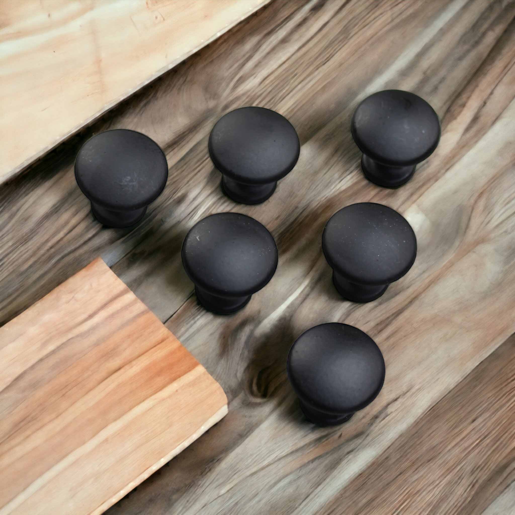 25 mm Mat Siyah Düğme Çekmece ve Dolap Kulpu